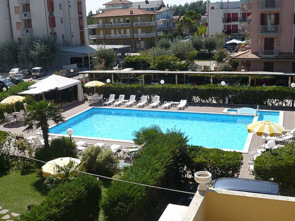 Hotel Primavera Lido Di Savio Exterior foto